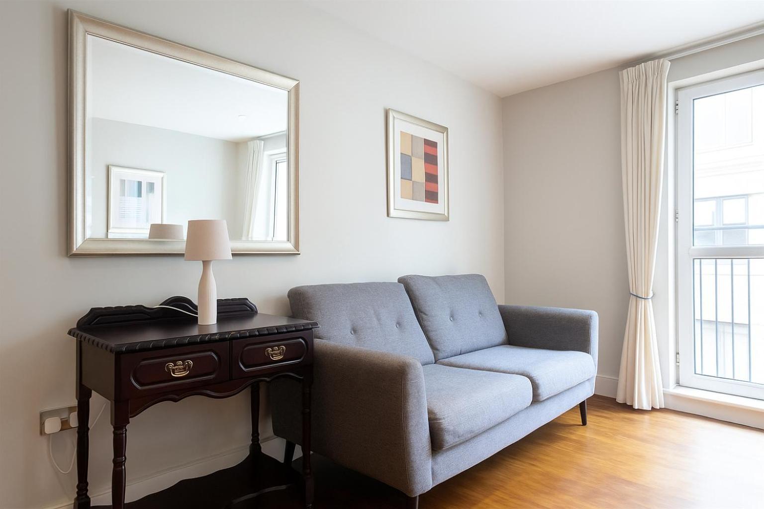 Apartment Still Life Tower Hill Executive London